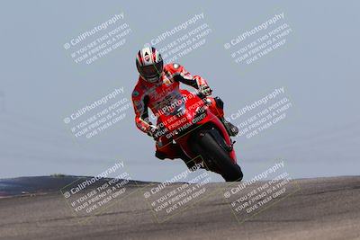 media/May-22-2023-Fastrack Riders (Mon) [[ae7626d9d8]]/Level 2/1230pm (Outside Grapevine)/